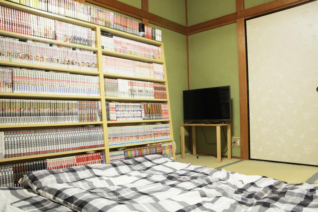 Airlog House -Comic Inn- Habikino Экстерьер фото